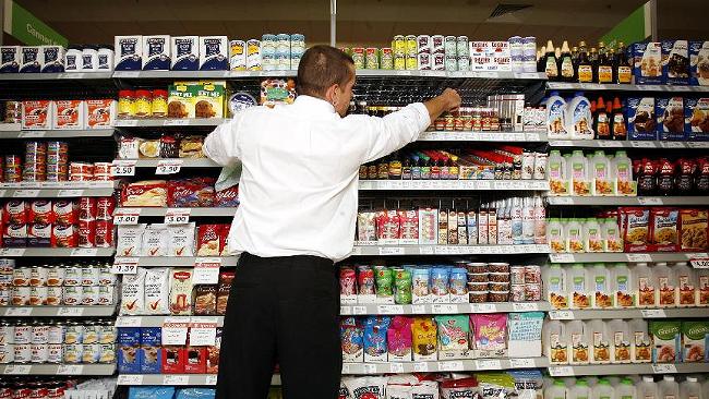 748568-aus-bus-pix-inflation-groceries-retail